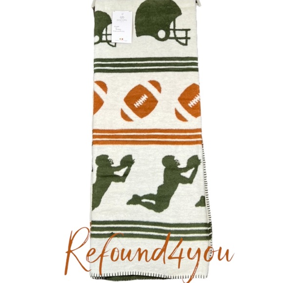 Docofil - ‘Football’ reversible luxurious throw. 51” x 67”. NWT. Last One! Firm! - Picture 1 of 4